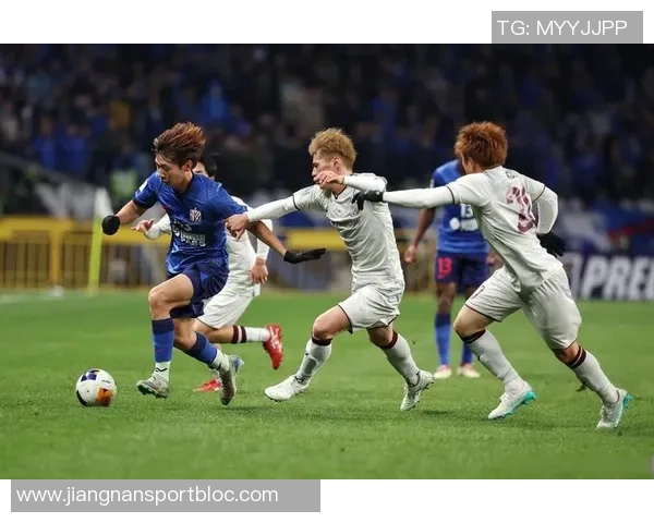 神户队长谈比赛策略：坚守防线静待反击成功遏制申花下半场攻势