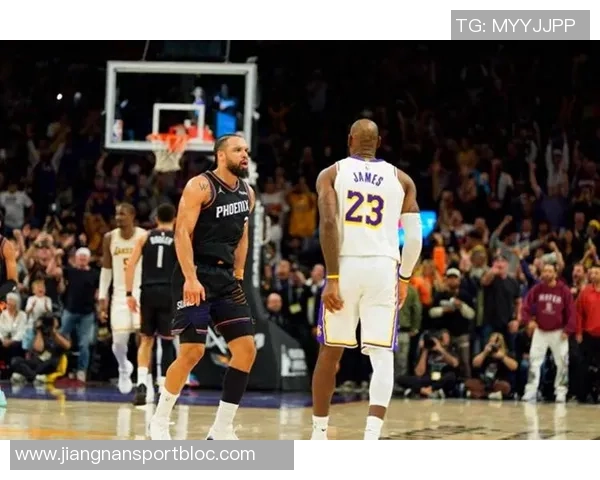 布克承认犯规认为詹姆斯未必能投中关键球