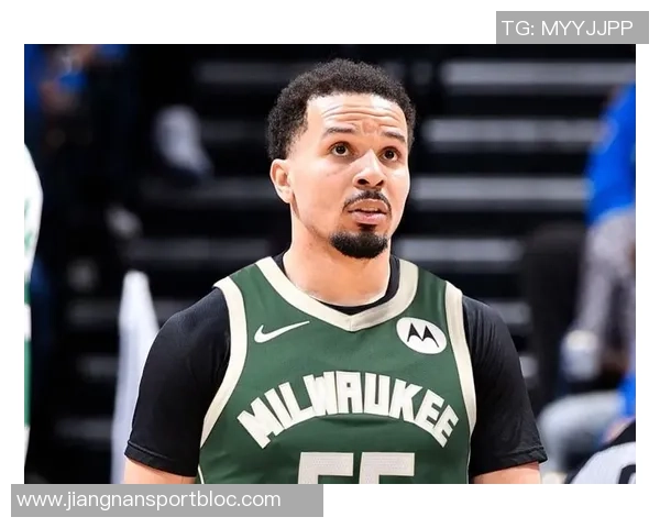 科尔安东尼分享应对场外挑战的心路历程与专注打球的决心 科尔安东尼分享应对场外挑战的心路历程与专注打球的决心