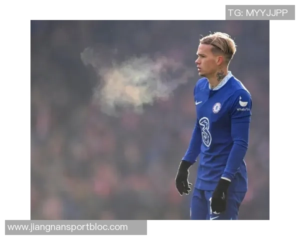 切尔西寻求超6000万镑赞助穆德里克继续单独训练 切尔西寻求超6000万镑赞助穆德里克继续单独训练