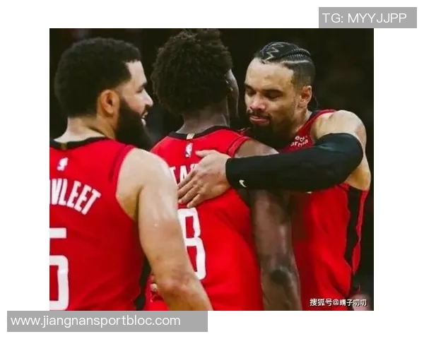 狄龙模仿狗叫逗乐布克伊森妈妈无奈表示真不想看到这种场面