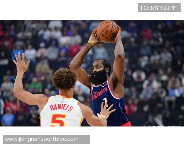 美媒建议快船重建计划送走哈登保罗比尔科林斯小琼斯邓恩重塑球队未来 美媒建议快船重建计划送走哈登保罗比尔科林斯小琼斯邓恩重塑球队未来