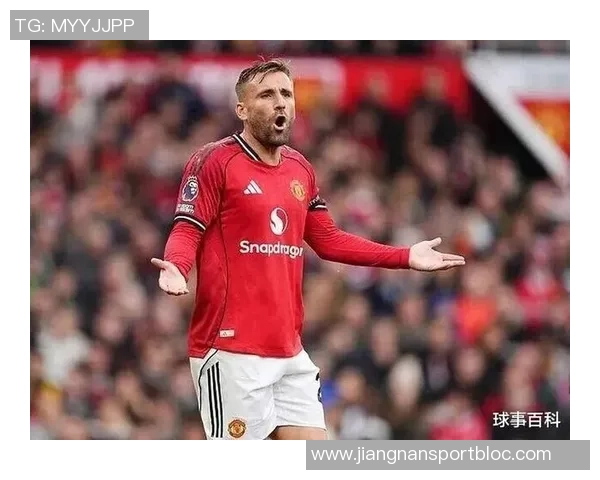 曼联旧将警告卢克肖懒惰或成双红会隐患萨拉赫将发起攻击